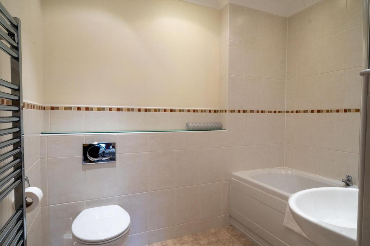 Tree Tops At The Falls - Great For Families, Central Location With Parking Ambleside Exterior foto